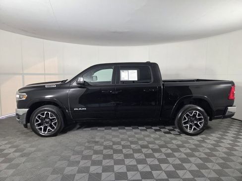 Used 2025 RAM 1500 Laramie AWD/4WD image 6