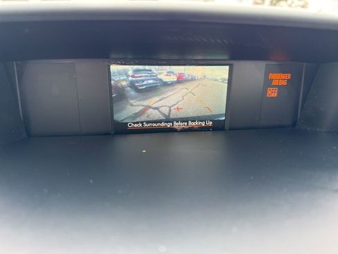 Used 2015 Subaru Forester 2.5i Premium w/ All-Weather Package image 18