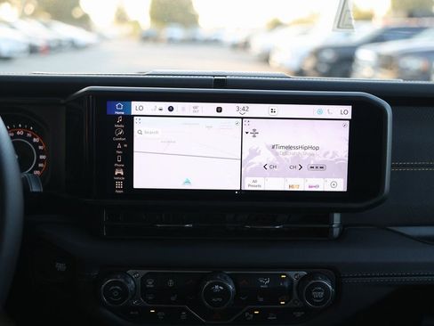 New 2024 Jeep Wrangler Unlimited Rubicon 392 image 32