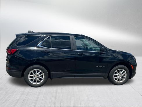 Used 2023 Chevrolet Equinox LT AWD/4WD image 4
