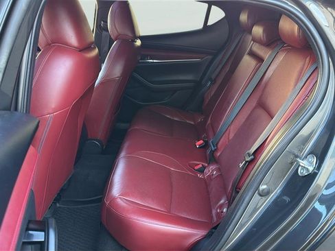 Used 2019 MAZDA MAZDA3 AWD Auto w/Premium Pkg image 17