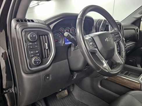 Used 2021 Chevrolet Silverado 1500 LT Trail Boss w/ Convenience Package II AWD/4WD image 14