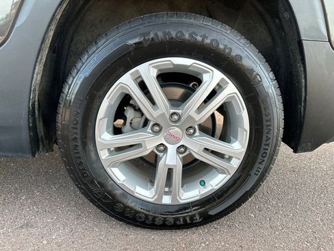 Used 2019 GMC Terrain SLE w/ Driver Convenience Package FWD image 42