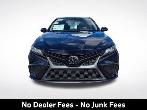 Used 2024 Toyota Camry SE FWD image 2