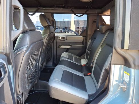 Used 2021 Ford Bronco Black Diamond w/ Sasquatch Package AWD/4WD image 10