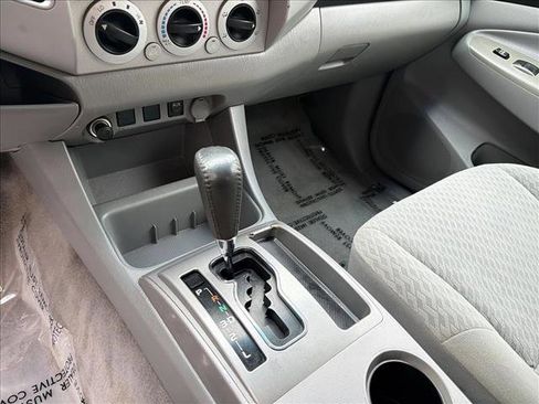 Used 2011 Toyota Tacoma 2WD Access Cab image 20