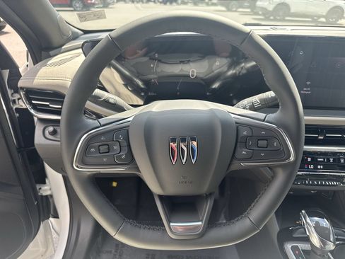 New 2026 Buick Envista Avenir FWD image 11