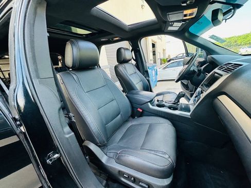 Used 2015 Ford Explorer Sport w/ Equipment Group 401A AWD/4WD image 24