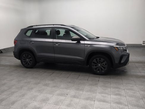 Used 2023 Volkswagen Taos S FWD image 11