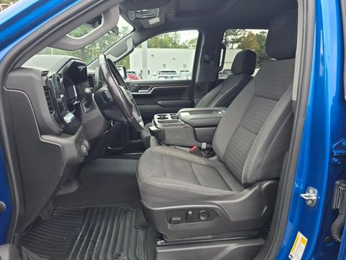 Certified 2022 Chevrolet Silverado 1500 RST image 9