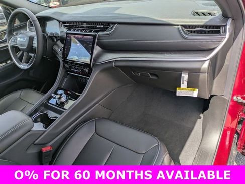 New 2025 Jeep Grand Cherokee Limited w/ Trailer Tow Package image 30