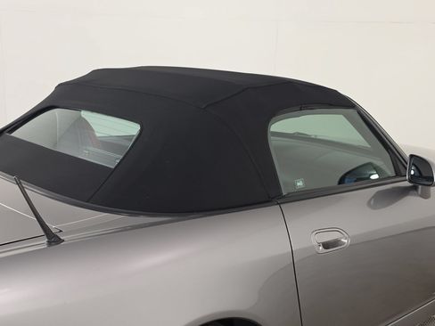 Used 2005 Honda S2000 image 15
