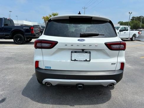 Used 2025 Ford Escape SE w/ PHEV Premium Package FWD image 4