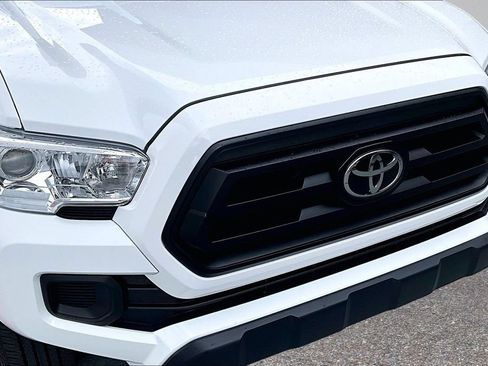 Certified 2023 Toyota Tacoma SR AWD/4WD image 37