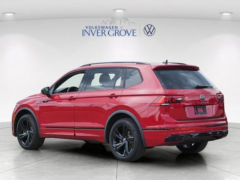 Certified 2024 Volkswagen Tiguan SE R-Line AWD/4WD image 5