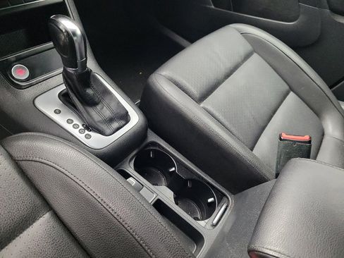 Used 2014 Volkswagen Tiguan SE image 26