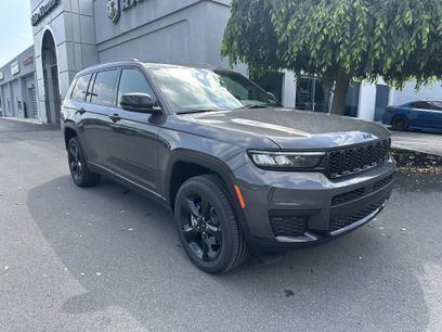 New 2025 Jeep Grand Cherokee L Altitude