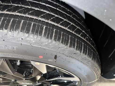 New 2026 Kia Sorento EX image 11