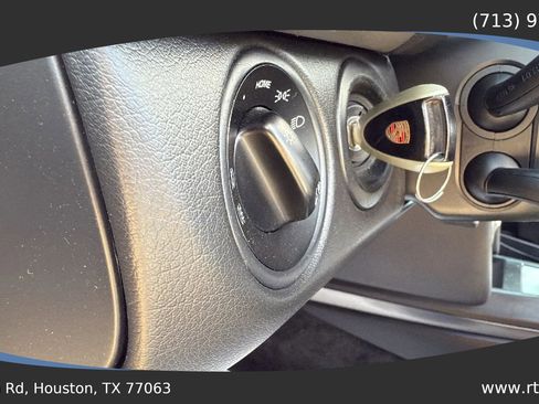 Used 2006 Porsche Boxster RWD image 30