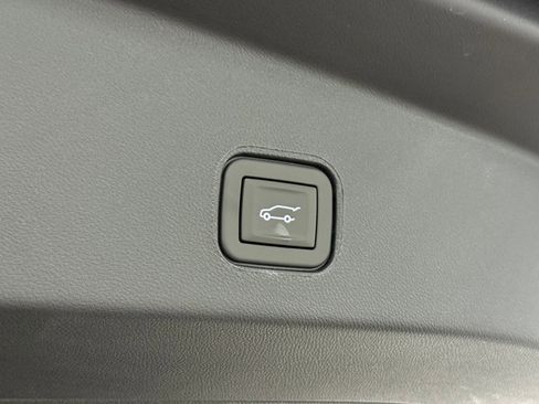 New 2026 Cadillac Lyriq Sport AWD/4WD image 42