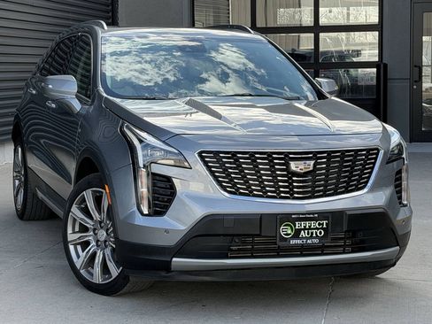 Used 2023 Cadillac XT4 Premium Luxury AWD/4WD image 5