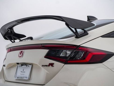 Used 2025 Honda Civic Type R image 14