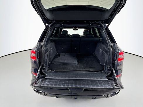 Used 2022 BMW X5 xDrive40i w/ M Sport Package image 25