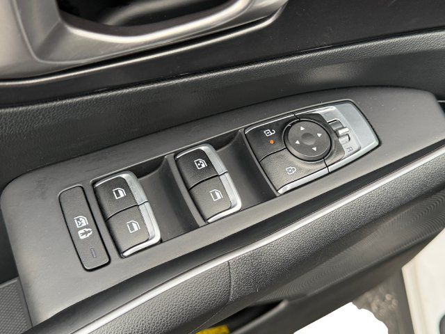 Used 2024 Kia Sorento S FWD image 25