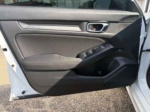 Used 2024 Honda Civic Sport image 24