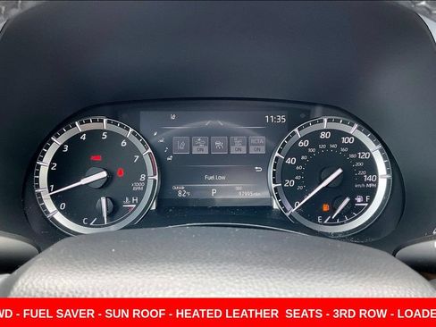 Used 2021 Toyota Highlander XLE AWD/4WD image 13