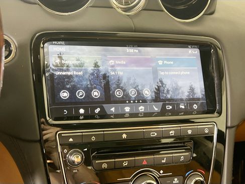 Used 2019 Jaguar XJ L Portfolio image 15