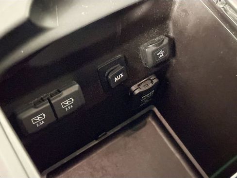 Used 2017 Acura MDX SH-AWD w/ Technology Package image 31