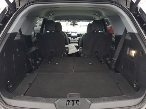 Certified 2023 Ford Explorer XLT w/ Equipment Group 202A image 6
