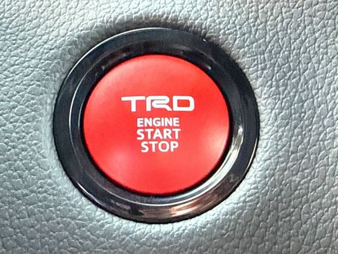 Certified 2026 Toyota Tundra Limited w/ TRD Off-Road Package AWD/4WD image 24