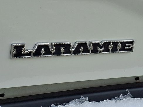 Used 2021 RAM 3500 Laramie image 32