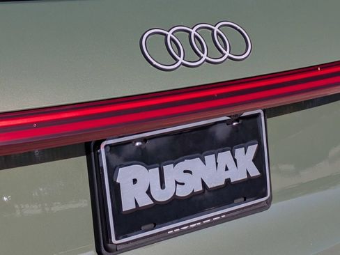 Used 2025 Audi Q5 Premium w/ Convenience Package AWD/4WD image 19