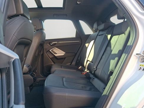 Used 2022 Audi Q3 2.0T Premium Plus w/ Premium Plus Package image 8