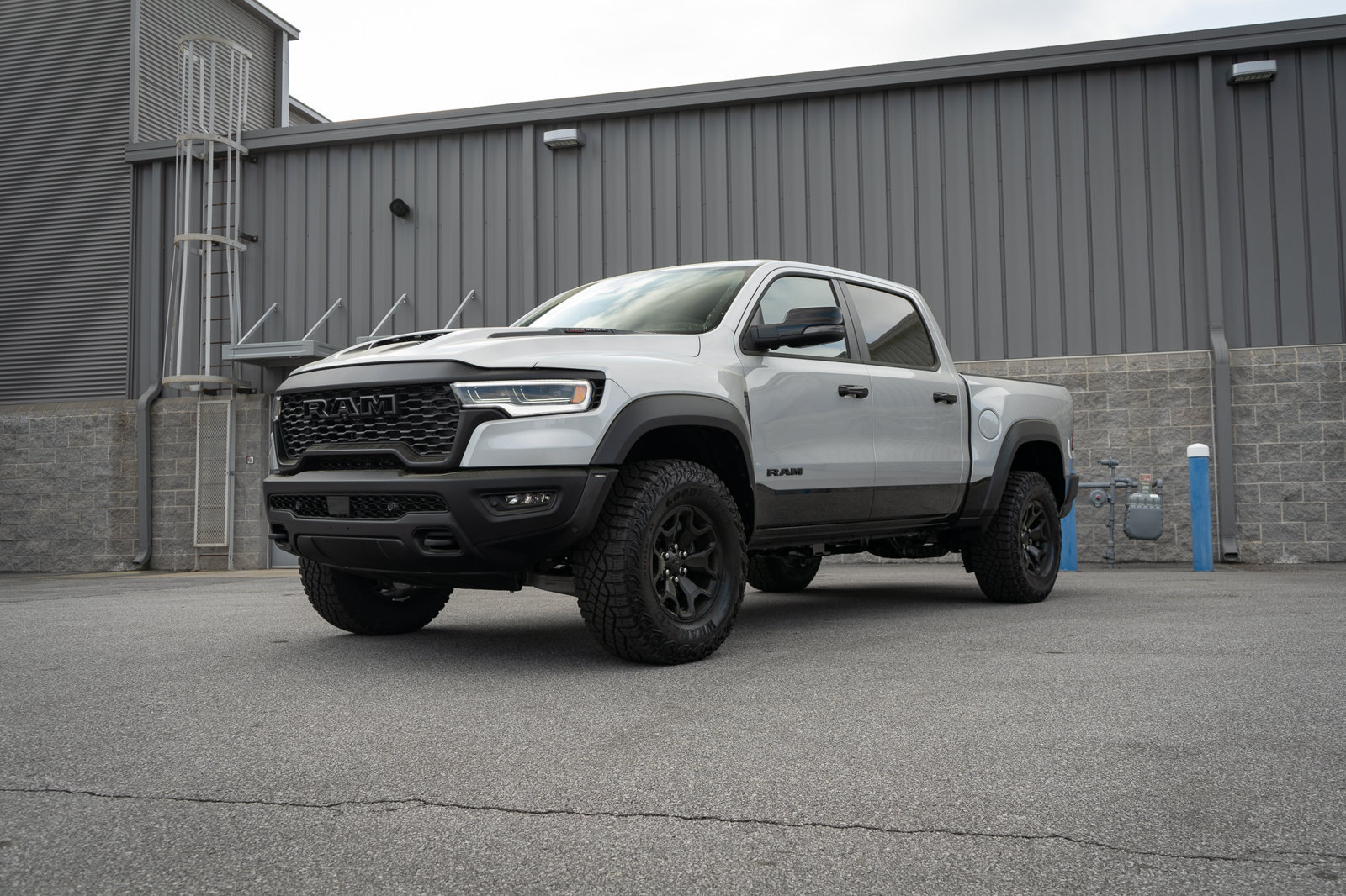 New 2026 RAM 1500 RHO w/ RHO Level 1 Equipment Group AWD/4WD image 10