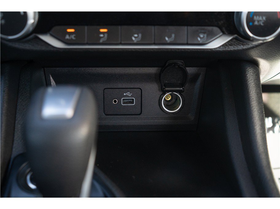 Used 2025 Nissan Sentra S FWD image 17