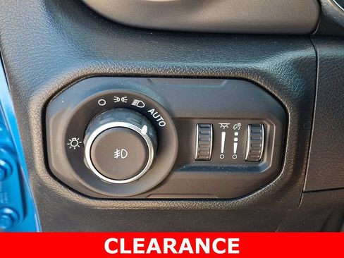 Used 2022 Jeep Wrangler Unlimited Sport AWD/4WD image 25