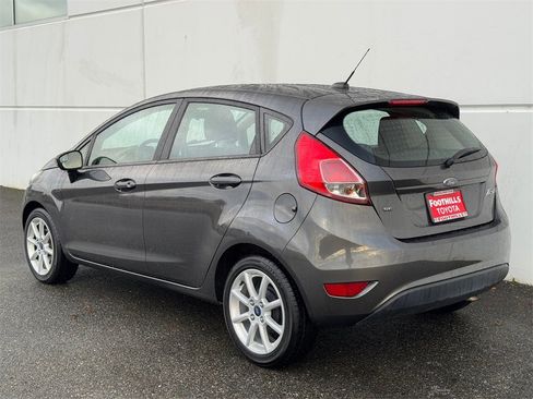 Used 2016 Ford Fiesta SE w/ Equipment Group 201A image 5