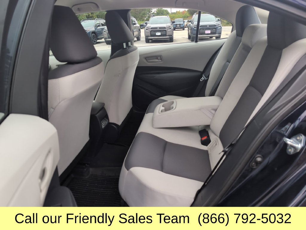 Used 2025 Toyota Corolla LE FWD image 23