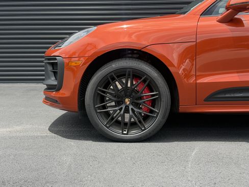 Certified 2023 Porsche Macan GTS AWD/4WD image 11