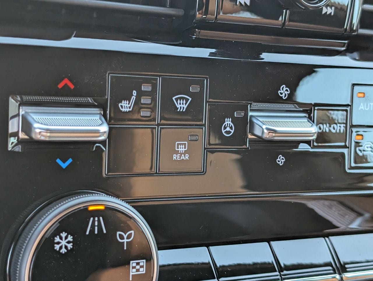 New 2026 Nissan Armada SL RWD image 14