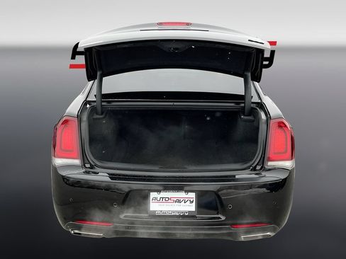 Used 2023 Chrysler 300 Touring w/ Safetytec Plus Group RWD image 25