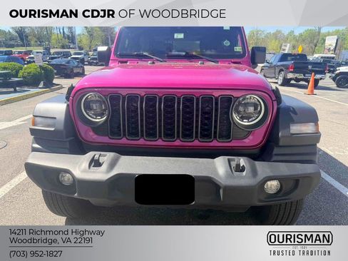 Used 2024 Jeep Wrangler Sport S image 2