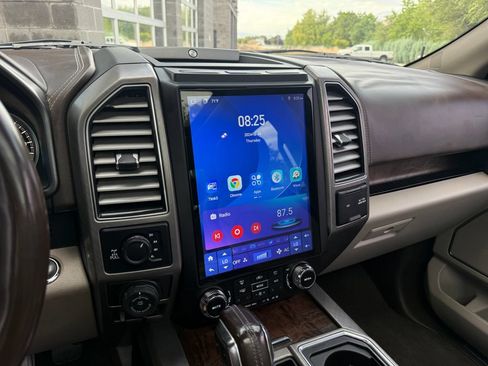 Used 2019 Ford F150 Limited w/ Trailer Tow Package AWD/4WD image 24
