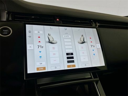 Used 2025 Land Rover Range Rover Evoque S image 18