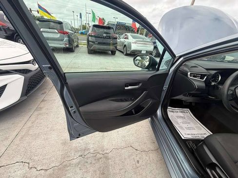 Used 2020 Toyota Corolla LE FWD image 17