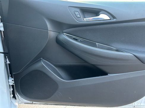 Used 2018 Chevrolet Cruze LT image 30